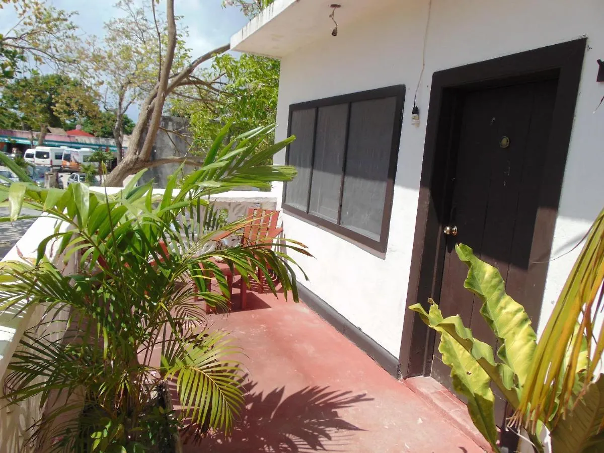 Bed and Breakfast Crucero Tulum Bed & Breakfast